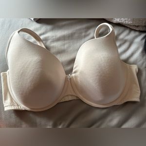 EUC Cacique Bra, 44DD. Cream